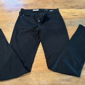 Gorgeous Black AG, THE STILT, Cigarette Leg; size 27R. Straight leg. Soft fabric